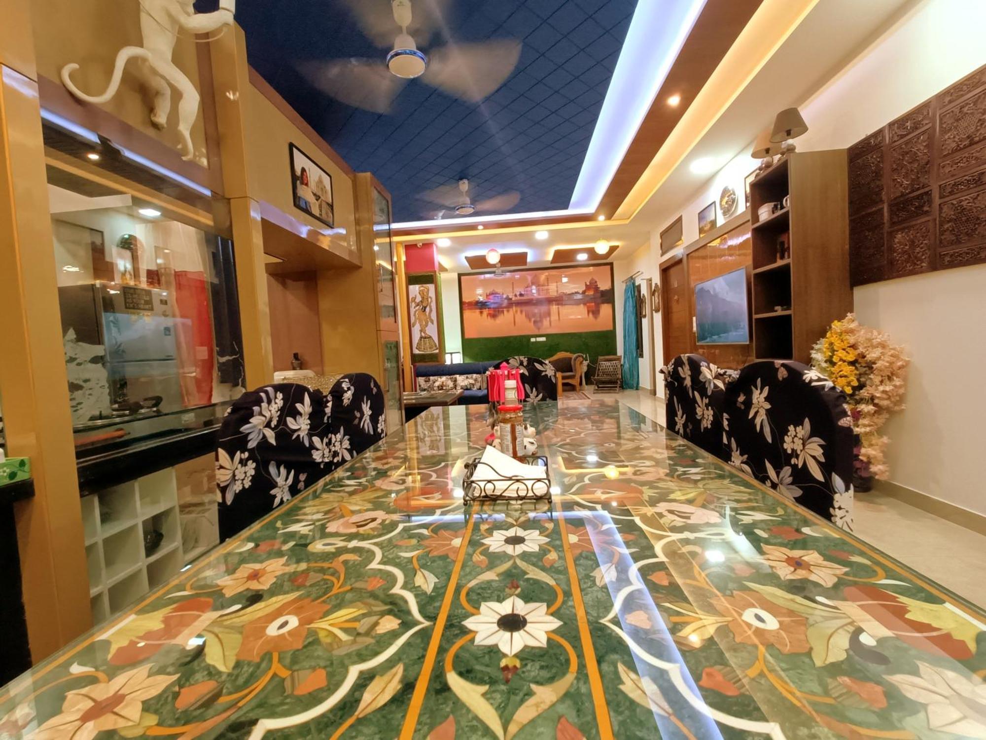 The Hideout Agra - Homestay Near Taj エクステリア 写真