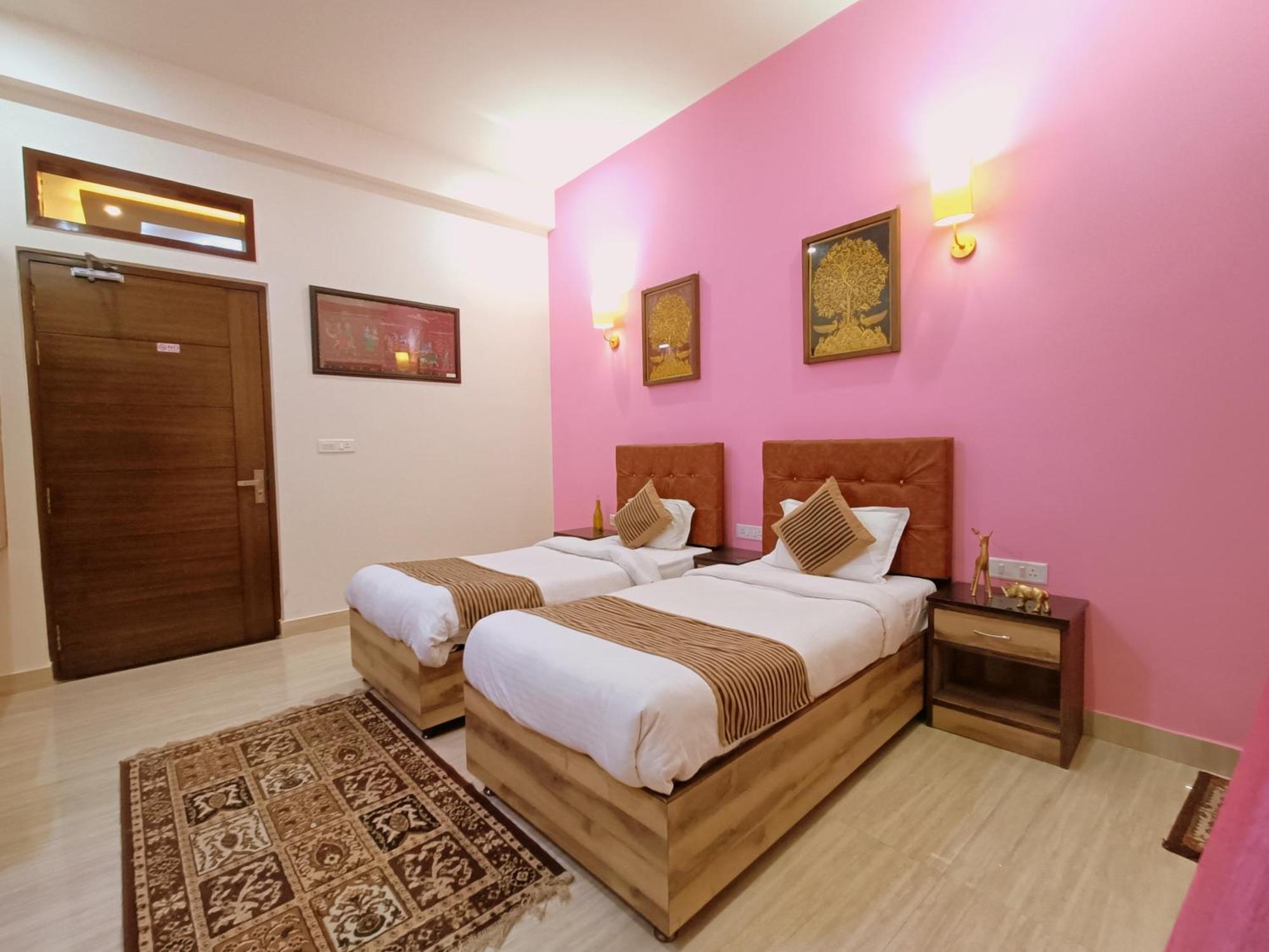 The Hideout Agra - Homestay Near Taj エクステリア 写真