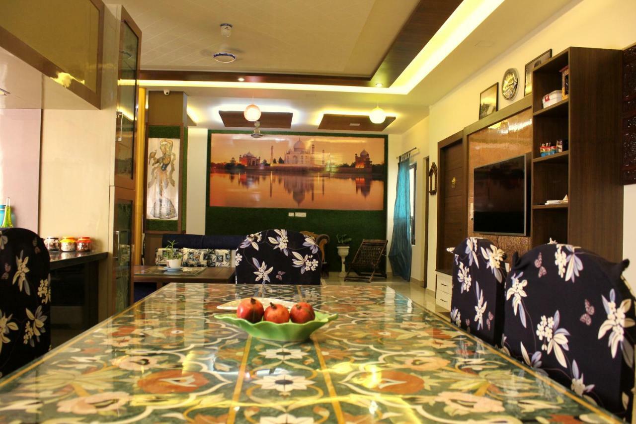 The Hideout Agra - Homestay Near Taj エクステリア 写真